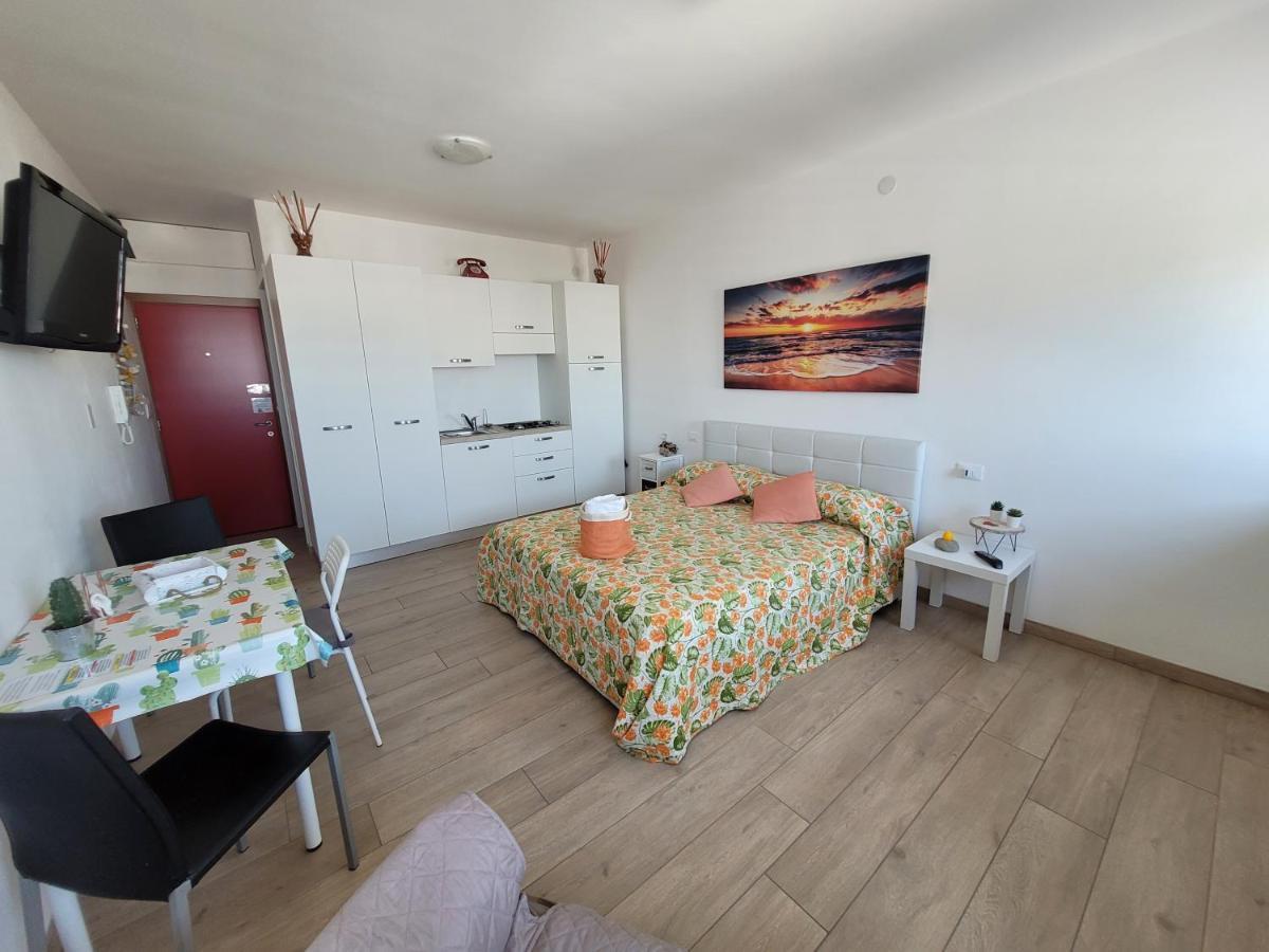 Rosato 3 Sea View Apartment Lignano Sabbiadoro Kültér fotó