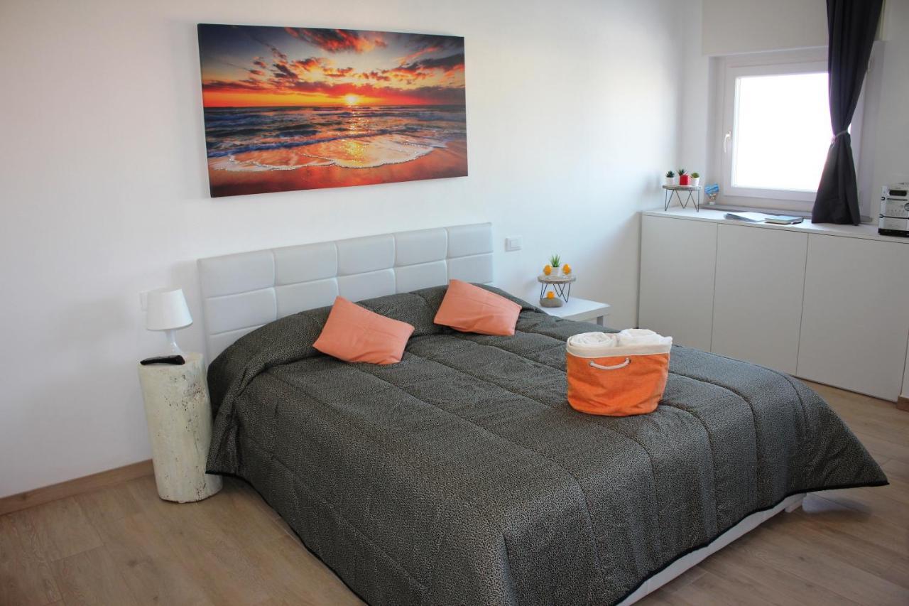Rosato 3 Sea View Apartment Lignano Sabbiadoro Kültér fotó